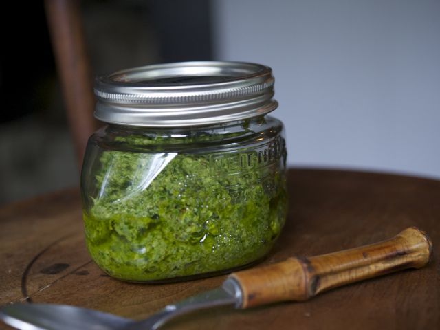 Jar of pesto 790 xxx