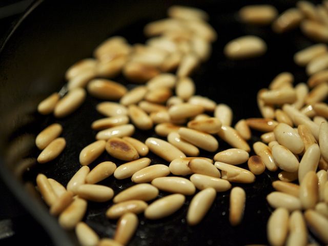 Pine nuts 790 xxx