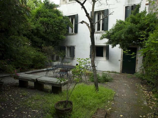 Courtyard 2 790 xxx